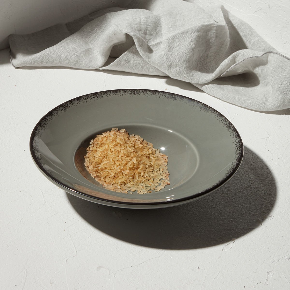 ESTIA ΠΙΑΤΟ ΡΙΖΟΤΟΥ PEARL ΠΟΡΣΕΛΑΝΙΝΟ 24cm GREY