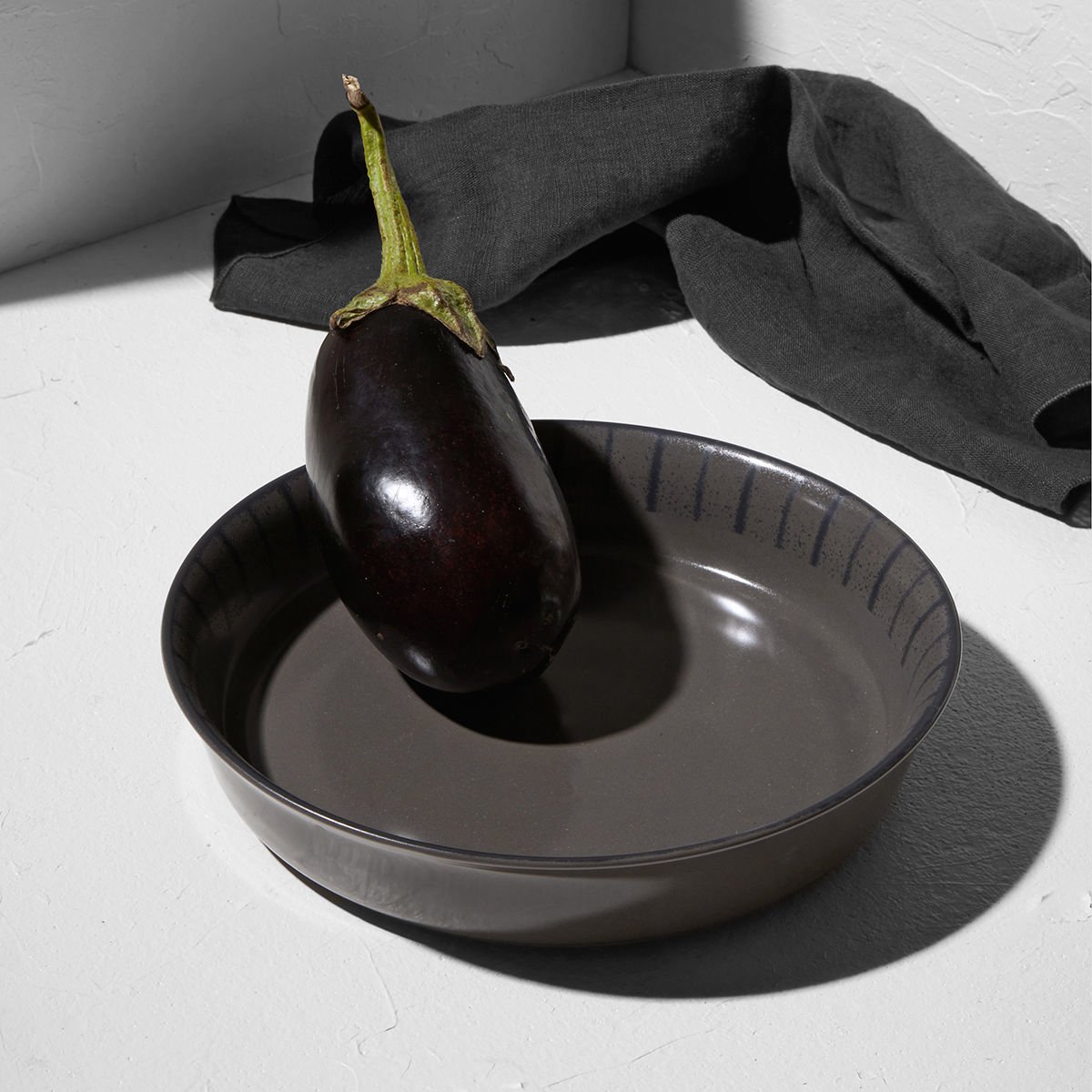 ESTIA ΣΑΛΑΤΙΕΡΑ ΒΑΘΙΑ NORDIC ΠΟΡΣΕΛΑΝΙΝΗ 23cm