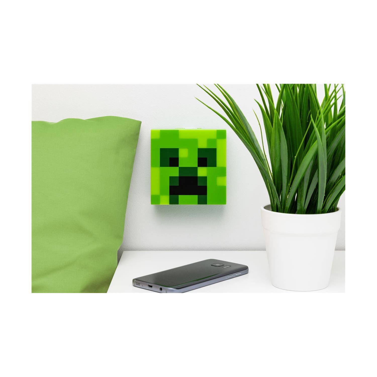 Paladone: Minecraft - Creeper Night Light (PP11396MCF) - Image 2